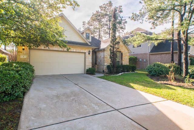 7 E Deer River Circle, The Woodlands, TX 77389