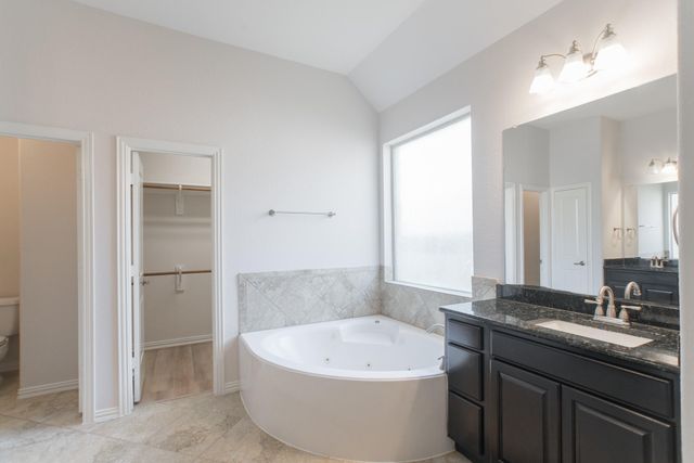 7 E Deer River Circle, The Woodlands, TX 77389