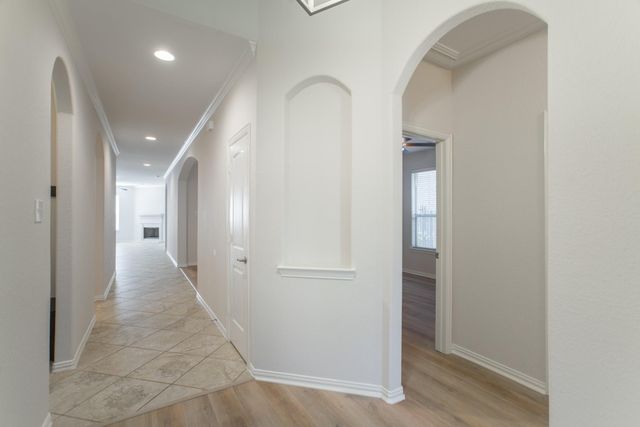 7 E Deer River Circle, The Woodlands, TX 77389