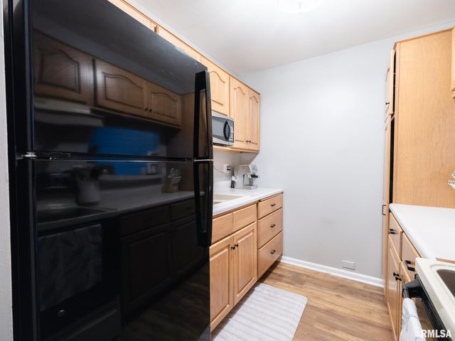 2601 W Willowlake Dr Apt 20, Peoria, IL 61614