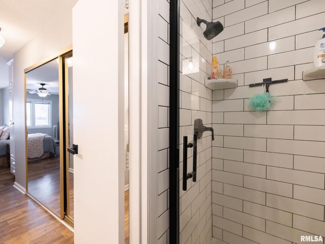 2601 W Willowlake Dr Apt 20, Peoria, IL 61614