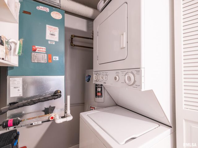 2601 W Willowlake Dr Apt 20, Peoria, IL 61614