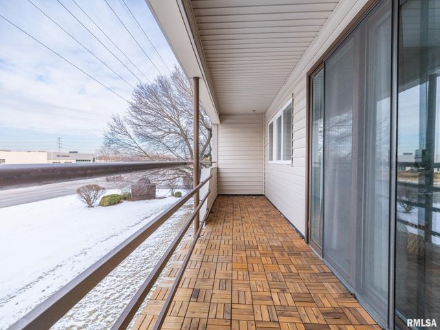 2601 W Willowlake Dr Apt 20, Peoria, IL 61614