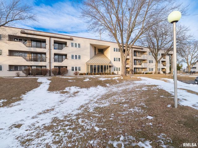 2601 W Willowlake Dr Apt 20, Peoria, IL 61614