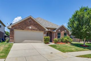 808 Goldenmist Drive, Little Elm, TX 75068