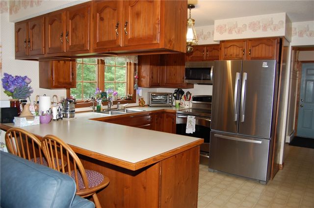 60 Trout Brook Lane, Scituate, RI 02857