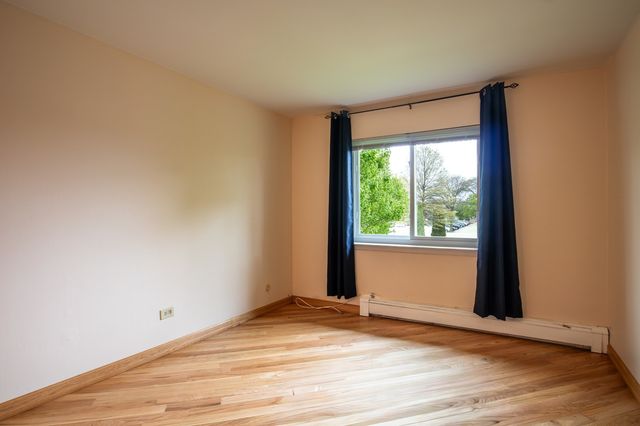 876 Blossom Lane 203, Prospect Heights, IL 60070