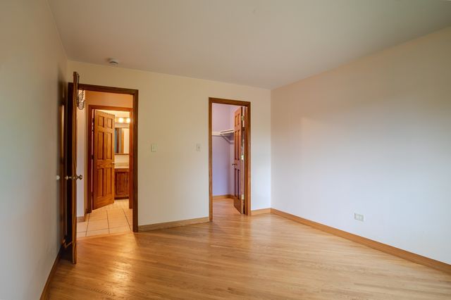 876 Blossom Lane 203, Prospect Heights, IL 60070