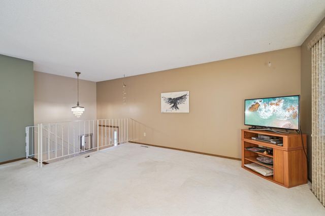 11250 Vessey Avenue S, Bloomington, MN 55437