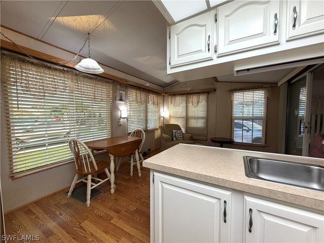 4710 Split Log LN W, Estero, FL 33928