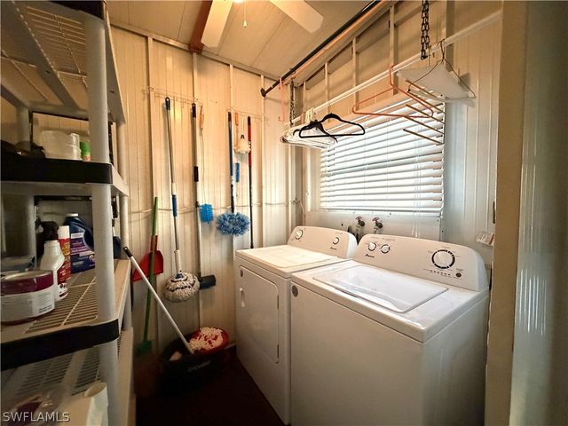 4710 Split Log LN W, Estero, FL 33928