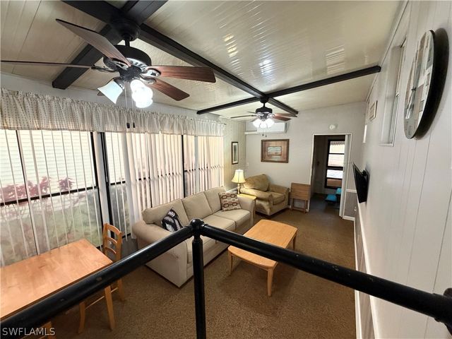 4710 Split Log LN W, Estero, FL 33928