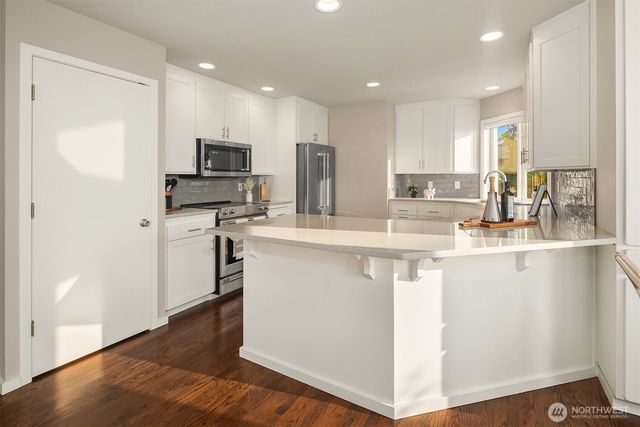 912 Cedar Street, Edmonds, WA 98020