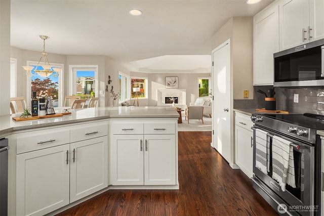 912 Cedar Street, Edmonds, WA 98020