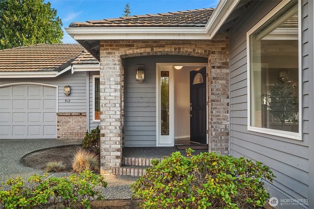 912 Cedar Street, Edmonds, WA 98020
