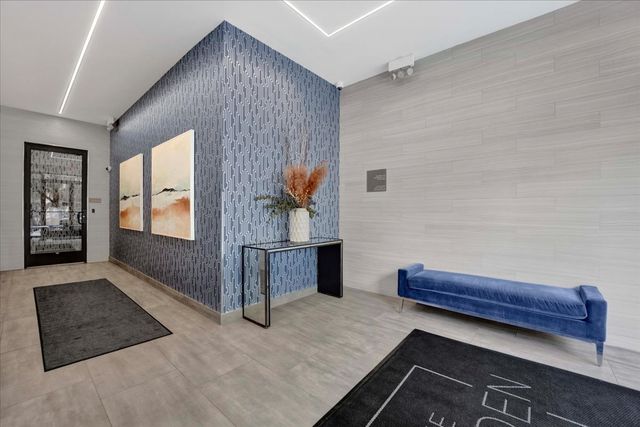 2773 N Hampden Court 302, Chicago, IL 60614