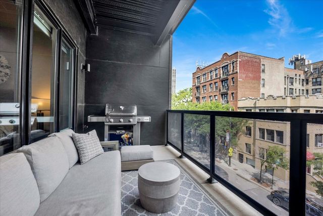 2773 N Hampden Court 302, Chicago, IL 60614