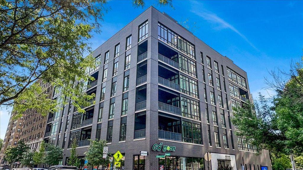 2773 N Hampden Court 302, Chicago, IL 60614