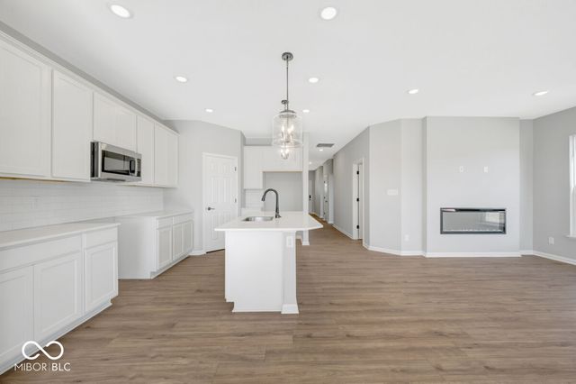 10603 Mangrove Drive, Indianapolis, IN 46239