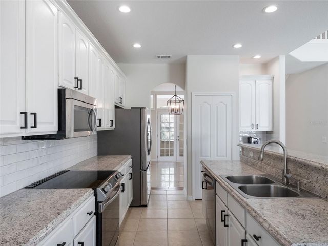 13156 HATHERTON CIRCLE, Orlando, FL 32832