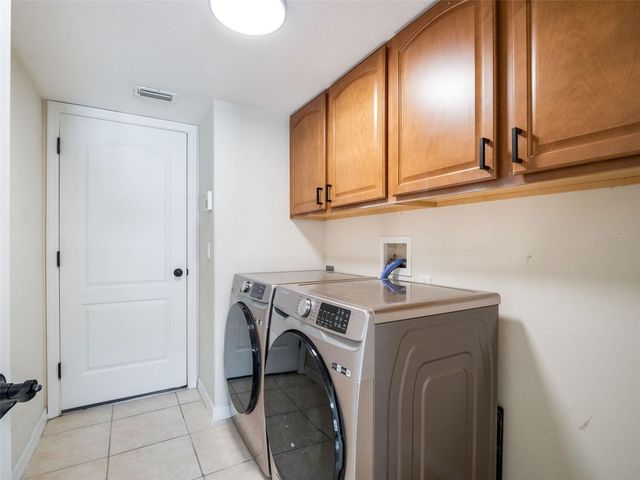 13156 HATHERTON CIRCLE, Orlando, FL 32832