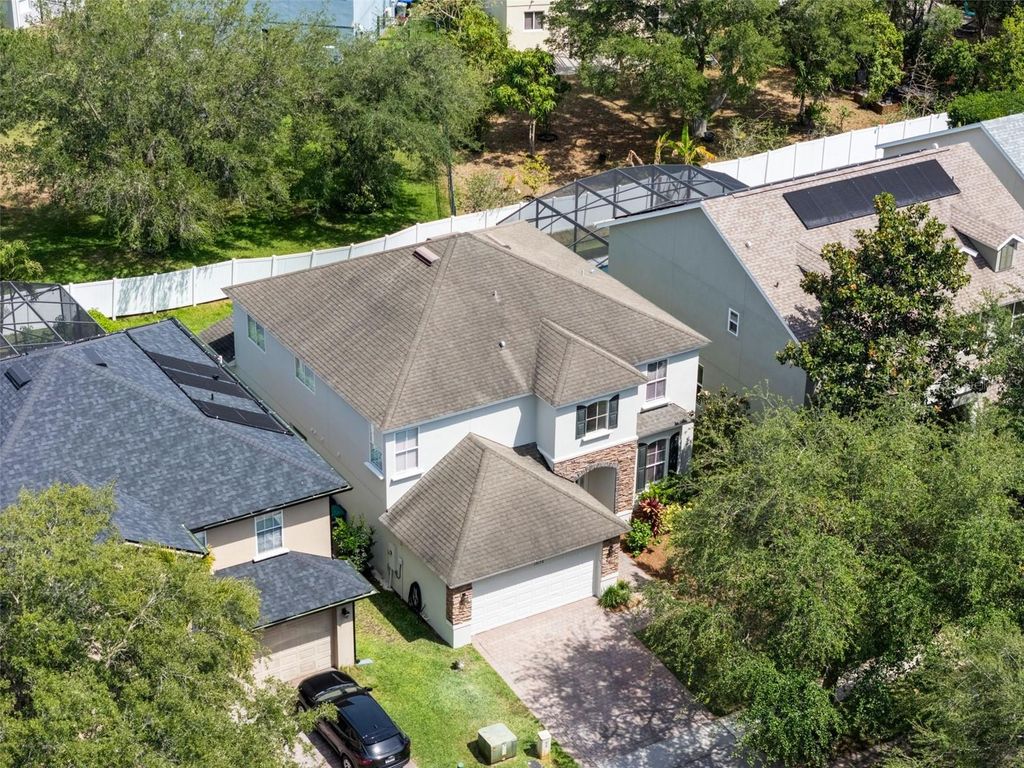 Image 46 of property listing at 13156 HATHERTON CIRCLE, Orlando, FL 32832