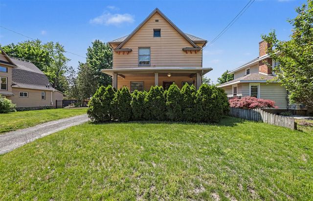 3271 Coit Avenue, Grand Rapids, MI 49525