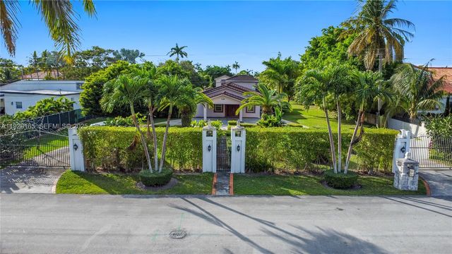 300 SW 123rd Ave, Miami, FL 33184