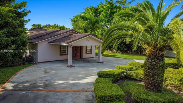 300 SW 123rd Ave, Miami, FL 33184