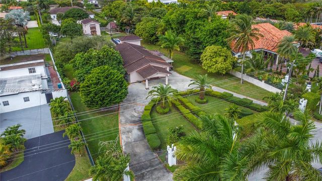 300 SW 123rd Ave, Miami, FL 33184