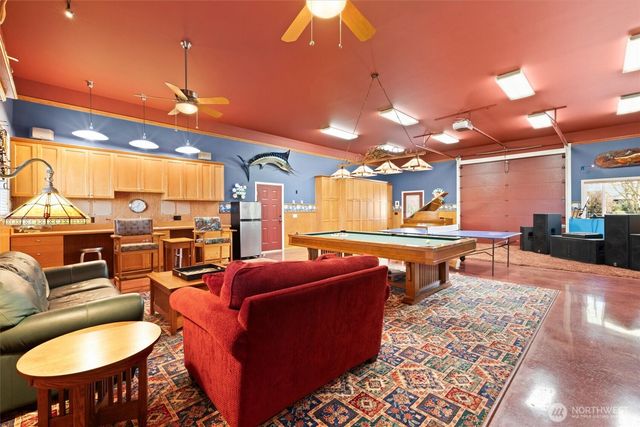 929 E Hemmi Road, Everson, WA 98247