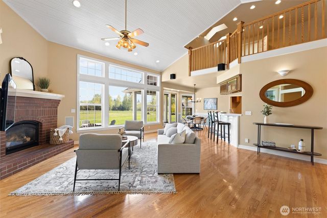 929 E Hemmi Road, Everson, WA 98247