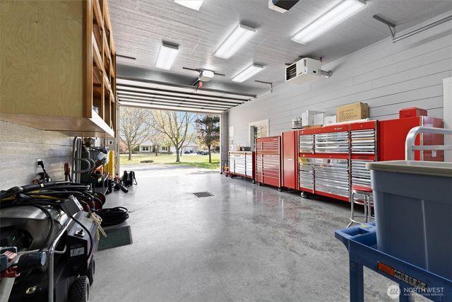 929 E Hemmi Road, Everson, WA 98247