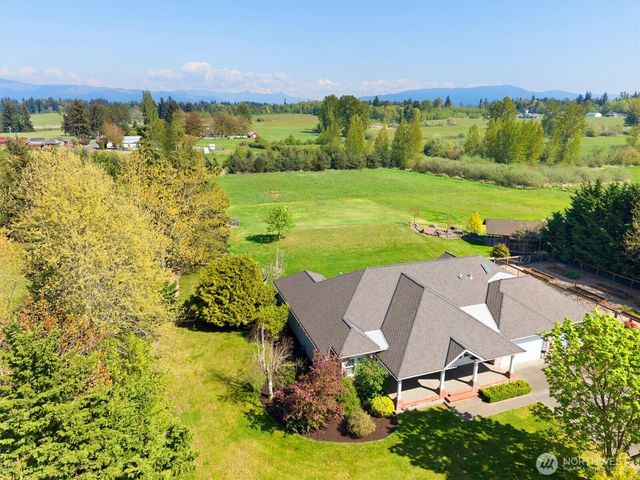 929 E Hemmi Road, Everson, WA 98247