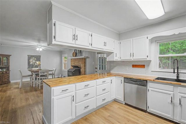 4925 Vico DR, Chesapeake, VA 23321