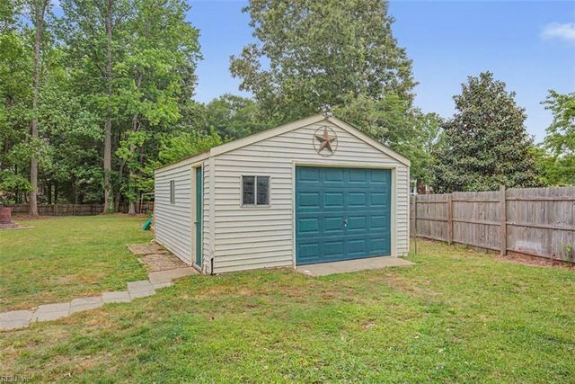 4925 Vico DR, Chesapeake, VA 23321