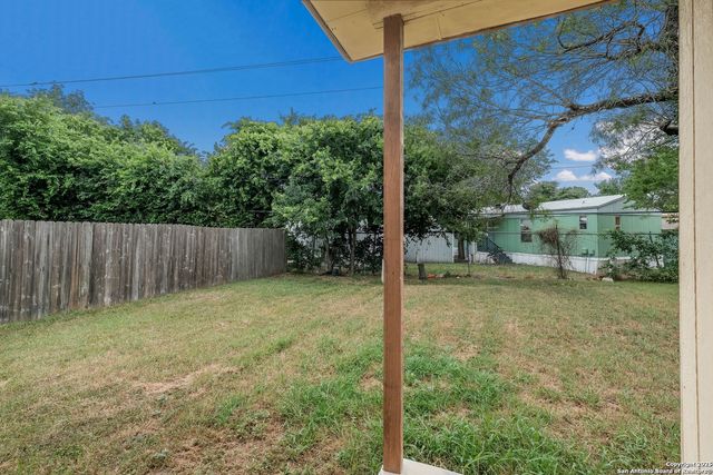 4616 Swann, San Antonio, TX 78219