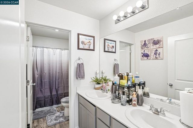 6828 Oakum Way, Stockton, CA 95219