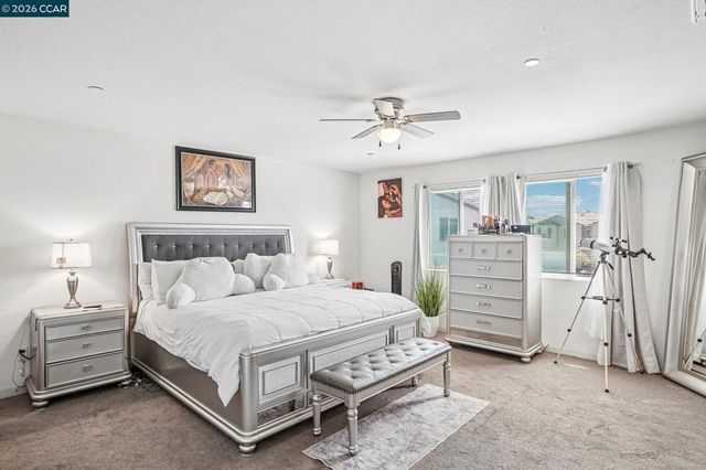 6828 Oakum Way, Stockton, CA 95219