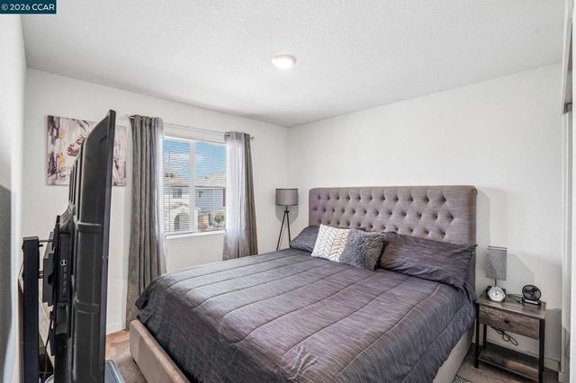 6828 Oakum Way, Stockton, CA 95219