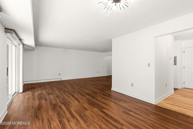 104 Schley Avenue, Toms River, NJ 08755
