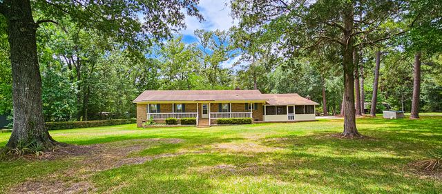 192 Lazy Bee Lane, Green Pond, SC 29446
