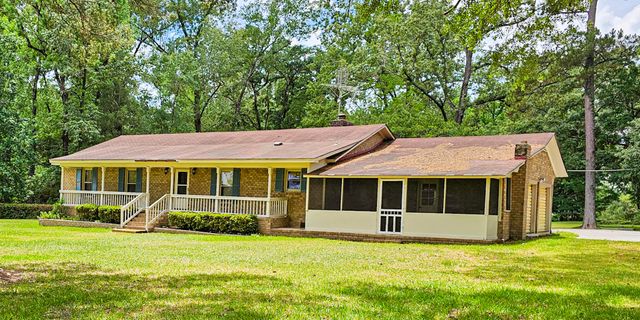 192 Lazy Bee Lane, Green Pond, SC 29446