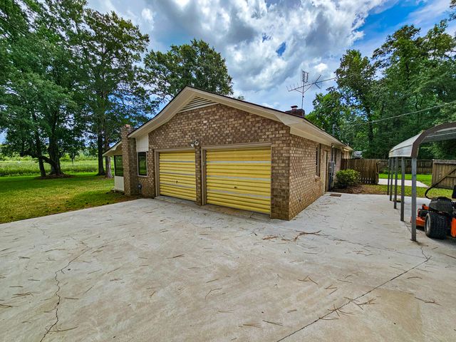 192 Lazy Bee Lane, Green Pond, SC 29446