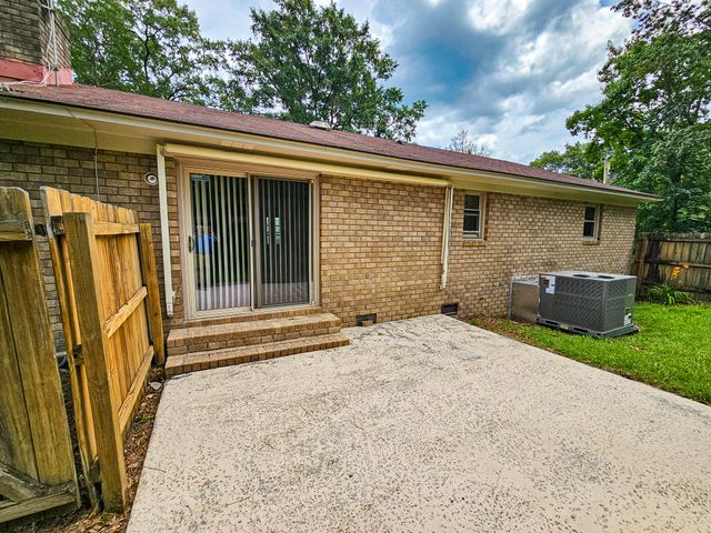192 Lazy Bee Lane, Green Pond, SC 29446