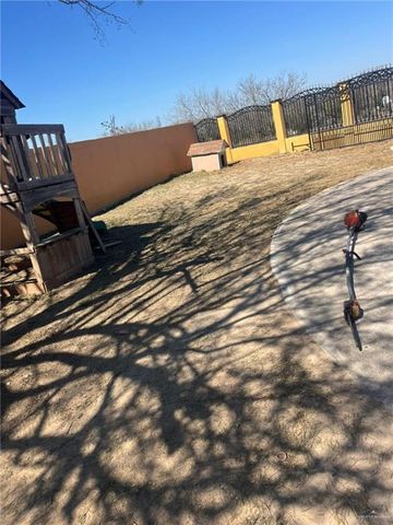 18 Placido Road, Roma, TX 78584