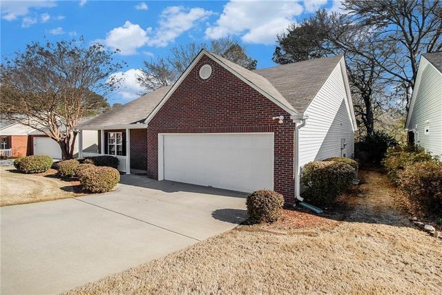 741 Jacoby Drive, Loganville, GA 30052