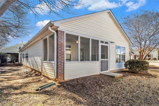 741 Jacoby Drive, Loganville, GA 30052
