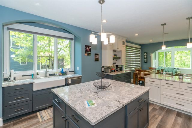 10543 Lakeshore Drive, West Olive, MI 49460