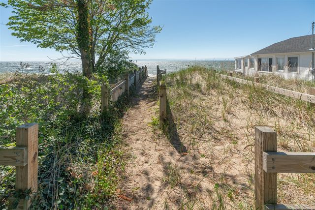 10543 Lakeshore Drive, West Olive, MI 49460